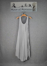 Load image into Gallery viewer, Sleeveless Magic Dress