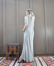 Load image into Gallery viewer, Cold Shoulder Dress