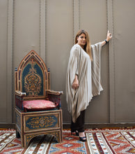 Load image into Gallery viewer, Kaftan
