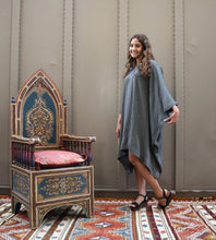 Load image into Gallery viewer, Kaftan
