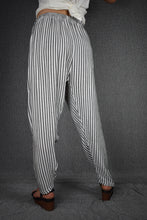 Load image into Gallery viewer, Basic Pants
