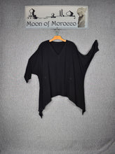 Load image into Gallery viewer, Top Half Moon
